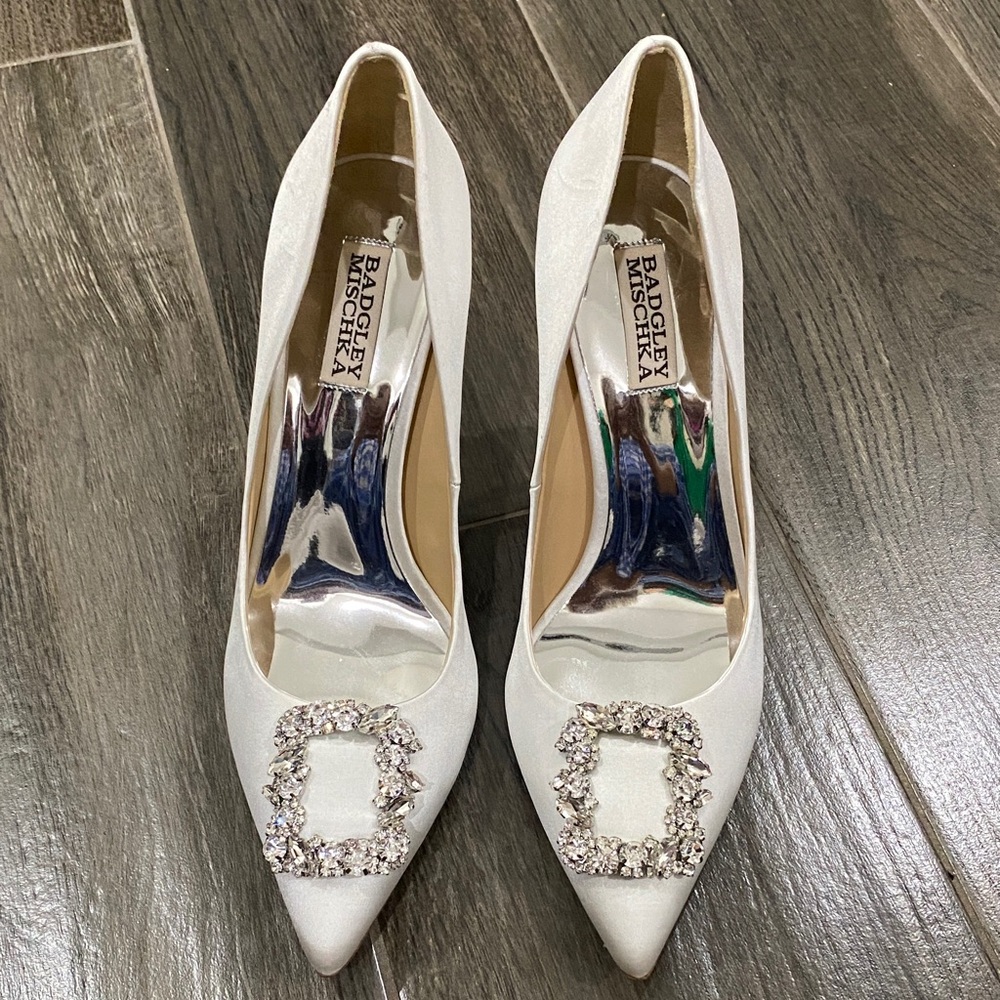 Badgley Mischka Ivory Satin Pointed Toe Pumps with Crystal Buckle